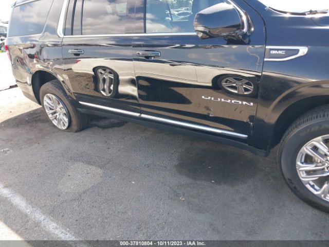 1GKS1GKD0NR167447 GMC Yukon Xl Slt