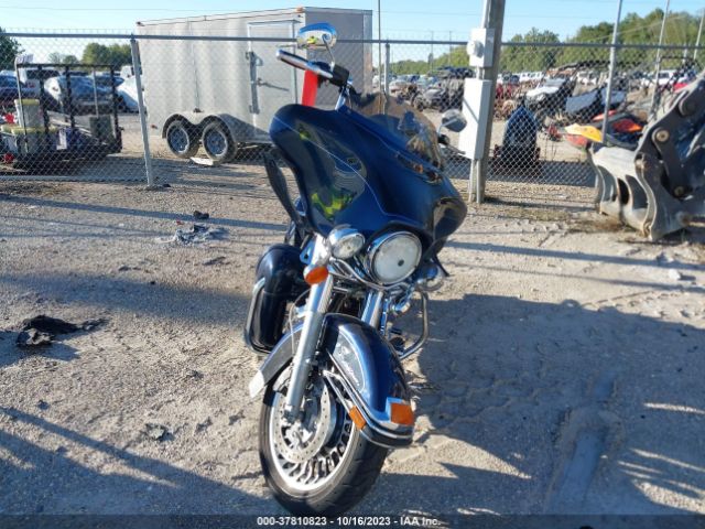 2013 HARLEY-DAVIDSON FLHTCU 1HD1FCM11DB606603 Photo 4