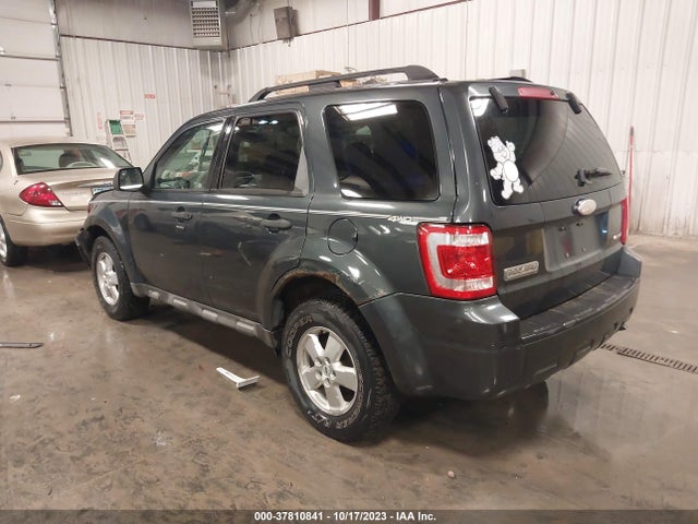 2009 FORD ESCAPE XLT VIN: 1FMCU93G49KB00890