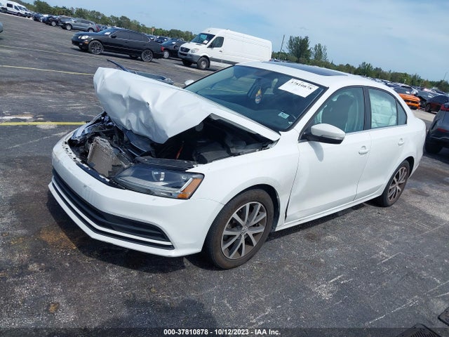 3VWDB7AJ8HM256971 Volkswagen Jetta 1.4t Se