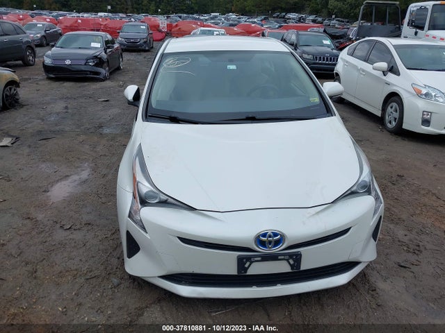 Toyota Prius Two 2016 JTDKBRFU7G3010213 Image 12