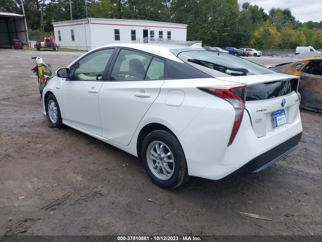 Toyota Prius Two 2016 JTDKBRFU7G3010213 Image 3