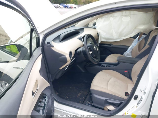 Toyota Prius Two 2016 JTDKBRFU7G3010213 Image 5