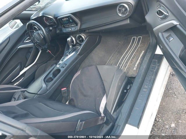Chevrolet Camaro 1lt 2017 1G1FB1RX7H0134003 Image 5