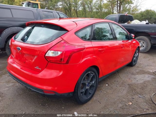 1FADP3K27EL278323 Ford FOCUS SE