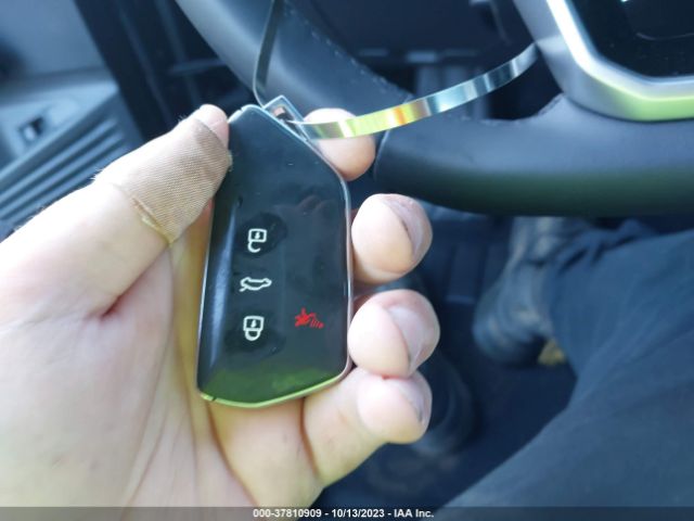 2023 VOLKSWAGEN ID.4 1V2FMPE83PC011751 Photo 10