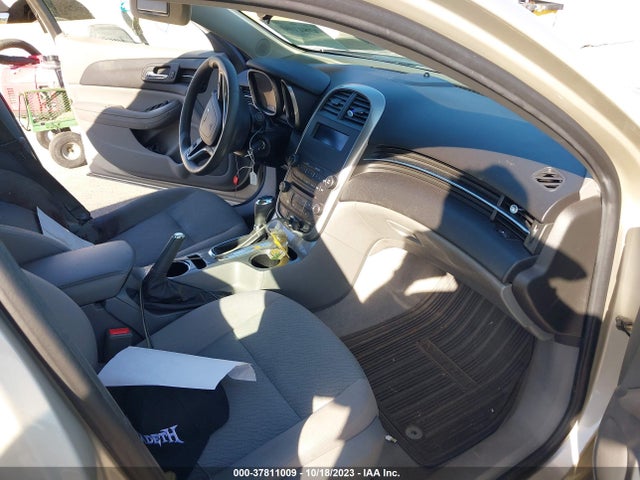 Chevrolet MALIBU LS 2015 1G11B5SL0FF297479 Image 5