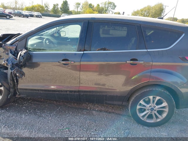 2017 FORD ESCAPE SE VIN: 1FMCU0G91HUA28752