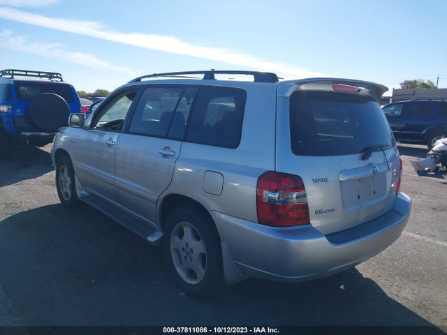 2005 TOYOTA HIGHLANDER VIN: JTEEP21A150103354