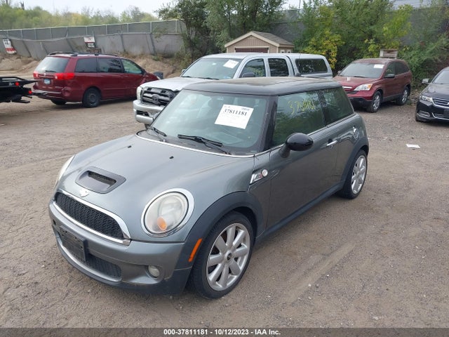 2008 MINI COOPER HARDTOP WMWMF735X8TV36011 Photo 1