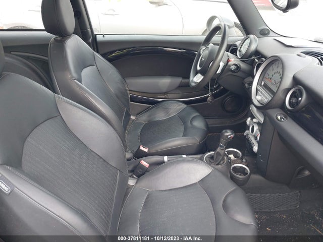 2008 MINI COOPER HARDTOP WMWMF735X8TV36011 Photo 4