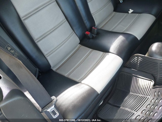 2001 FORD MUSTANG STANDARD/DELUXE/PREMIUM VIN: 1FAFP40471F196300
