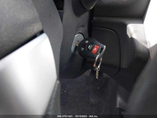 3N1CN7AP0FL800590 Nissan VERSA SV