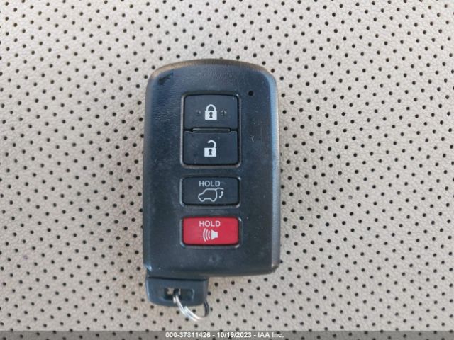 5TDDGRFHXKS060723 Toyota Highlander Hybrid Limited Platinum