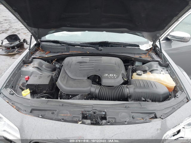 2018 CHRYSLER 300 LIMITED AWD VIN: 2C3CCAKG3JH168527