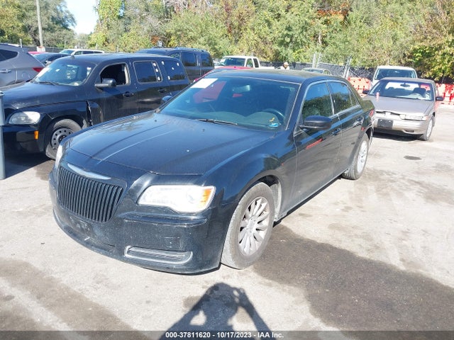 Chrysler 300 2014 2C3CCAAG8EH289092 Image 2
