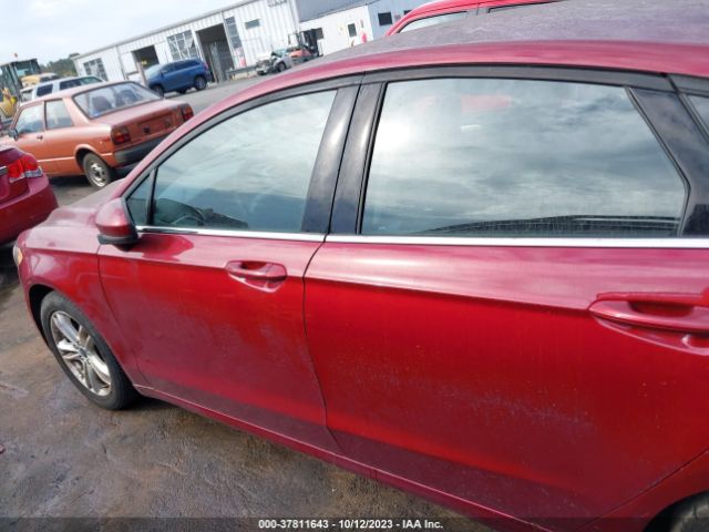 3FA6P0HD7JR267351 Ford FUSION SE