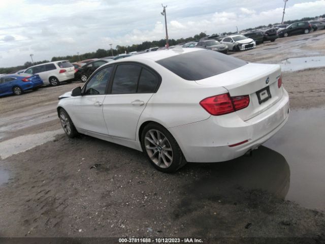 WBA3B1C52EP679544 BMW 3 Series 320i
