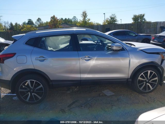 JN1BJ1CP7HW008242 Nissan Rogue Sport Sl