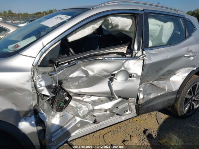 JN1BJ1CP7HW008242 Nissan Rogue Sport Sl