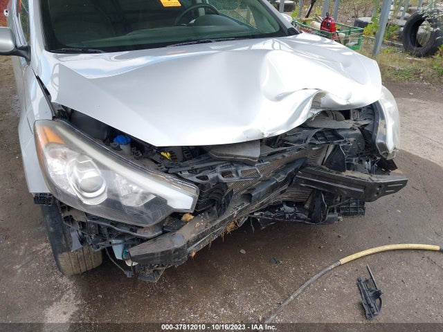 KIA FORTE LX 2016 KNAFK4A63G5441985 Image 6