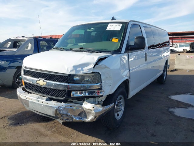 Chevrolet Express Passenger Lt 2018 1GAZGPFGXJ1270454 Image 2