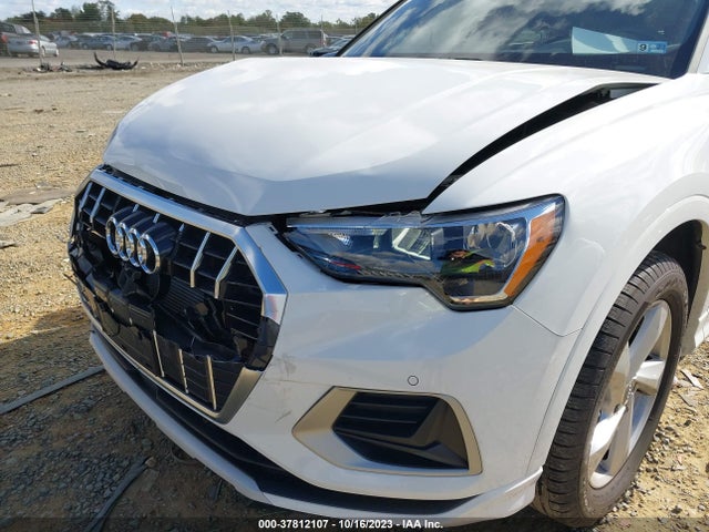 WA1AECF32L1100375 Audi Q3 PREMIUM