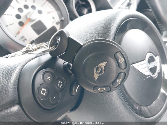 2012 MINI COOPER WMWSU3C56CT540197 Photo 10