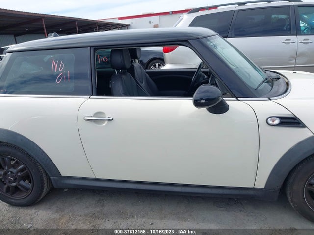 Auction sale of the 2012 Mini Cooper, vin: WMWSU3C56CT540197, lot number: 37812158