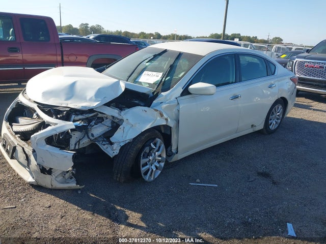 Nissan Altima 2.5 S 2015 1N4AL3AP3FC442132 Image 2
