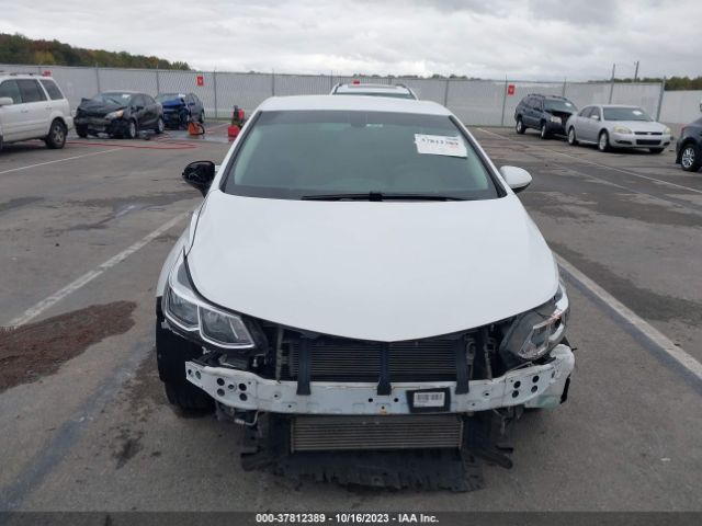 1G1BC5SMXH7209593 Chevrolet Cruze Ls Auto