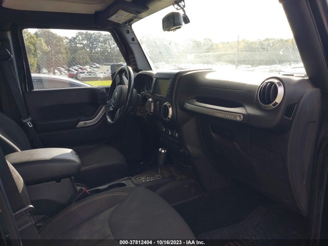 1C4BJWFGXFL710382 Jeep Wrangler Unlimited Rubicon
