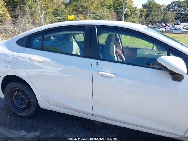 Chevrolet CRUZE LS 2016 1G1BC5SM1G7281264 Image 13