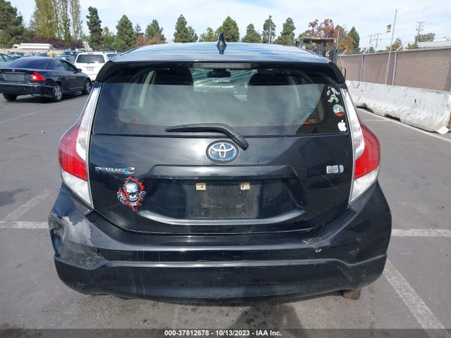 Toyota Prius C One/two/three/four 2017 JTDKDTB32H1592304 Image 16