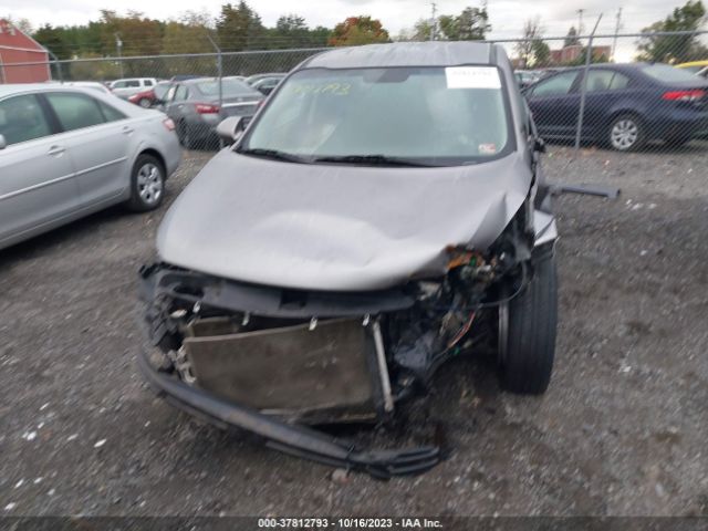 KNDPB3ACXE7665652 KIA Sportage Lx