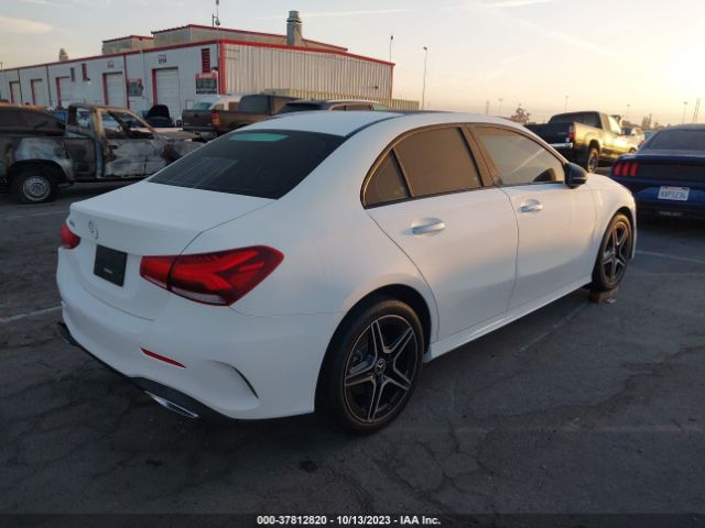 W1K3G4EB5LJ229238 Mercedes-Benz A-class A 220