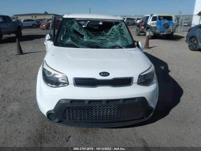 KNDJN2A2XE7105936 KIA Soul Base