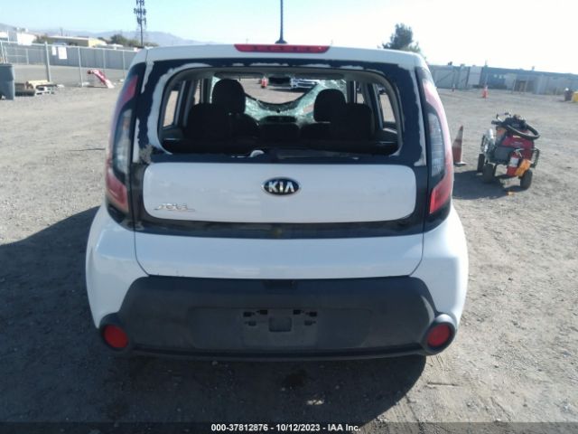 KNDJN2A2XE7105936 KIA Soul Base