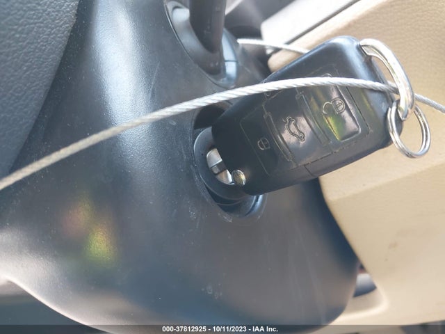 2009 VOLKSWAGEN JETTA SEDAN SE VIN: 3VWRM71K69M072784