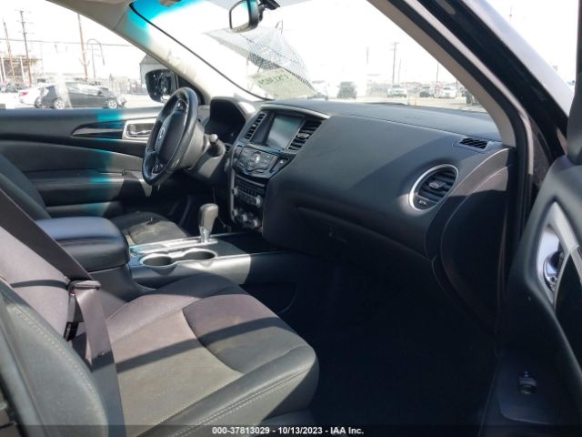 5N1DR2MN7JC605539 Nissan Pathfinder Sv