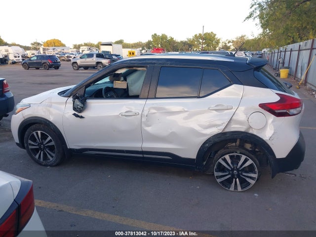 2019 NISSAN KICKS SR VIN: 3N1CP5CU7KL540152