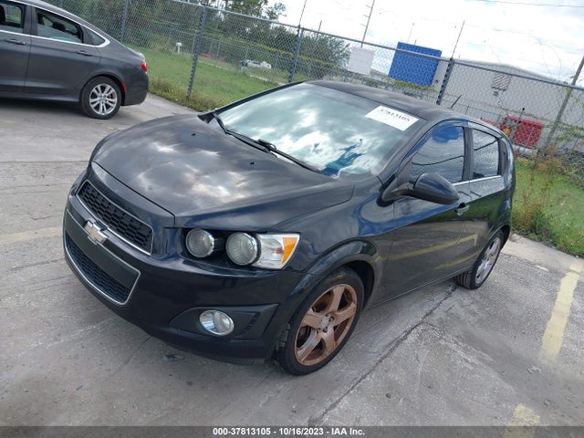 Chevrolet SONIC LTZ 2015 1G1JE6SB7F4208085 Image 2