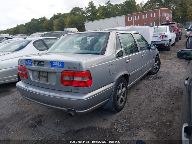 1999 VOLVO S70 VIN: YV1LT56D3X2590599