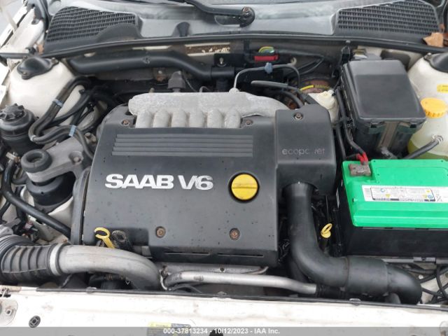 1999 SAAB 9-5 YS3EF48Z5X3041823 Photo 9