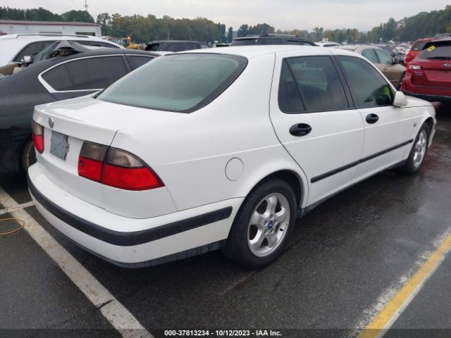 1999 SAAB 9-5 YS3EF48Z5X3041823 Photo 3