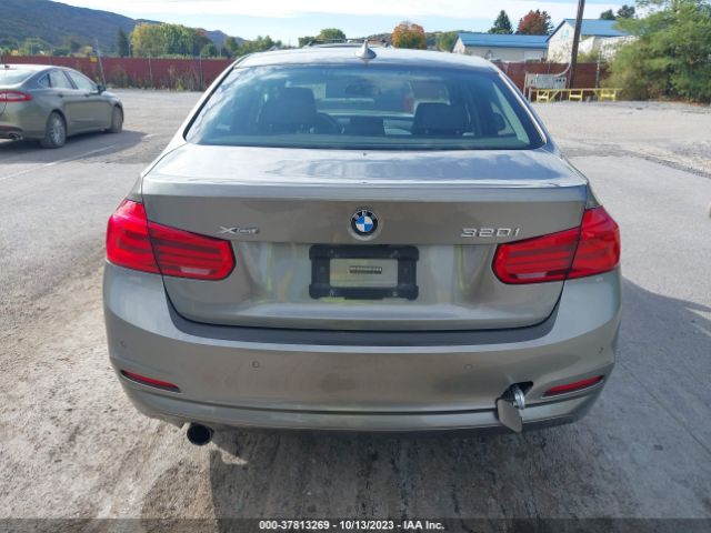 WBA8E5G59GNT93459 BMW 3 Series 320i Xdrive