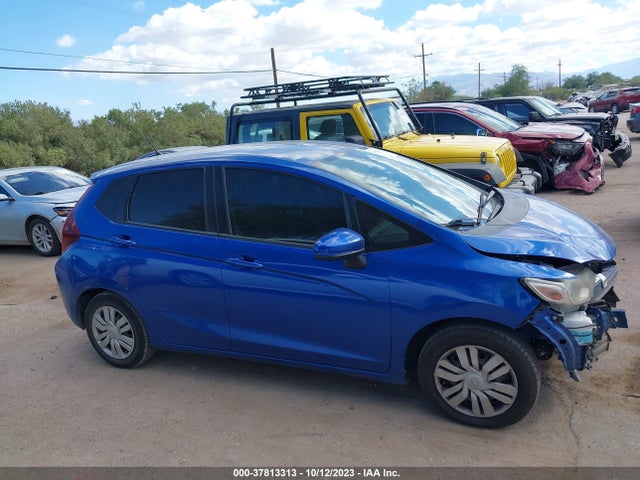 Honda FIT LX 2017 JHMGK5H55HS000290 Image 13