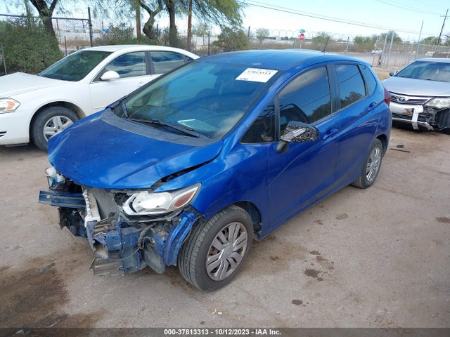 Honda FIT LX 2017 JHMGK5H55HS000290 Image 2
