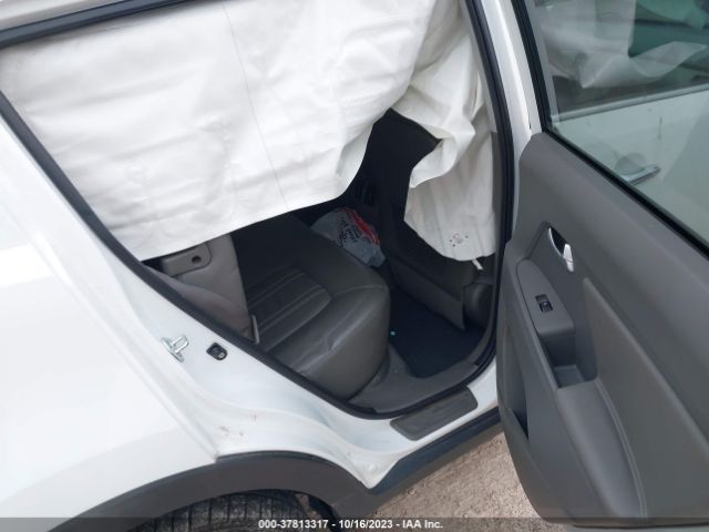 KNDPCCAC0G7805675 KIA Sportage Ex