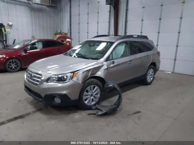 Subaru Outback 2.5i Premium 2015 4S4BSBFC7F3258356 Image 2